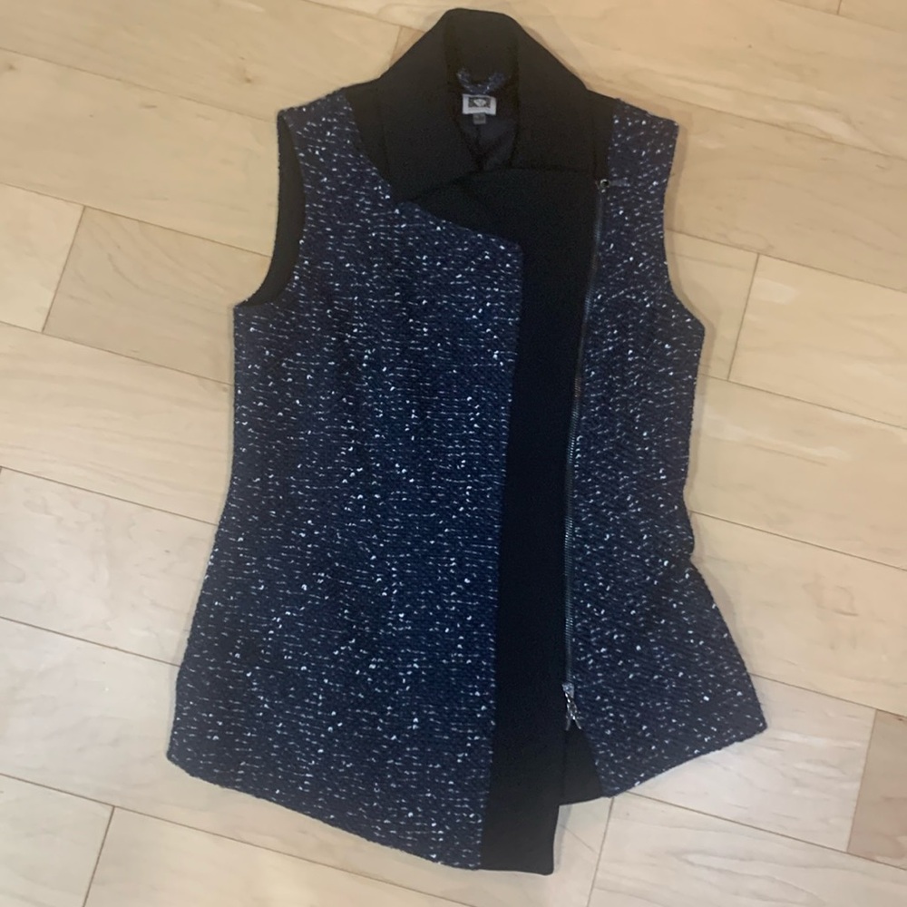 Ann Klein asymmetrical jacket Vest. Size 6